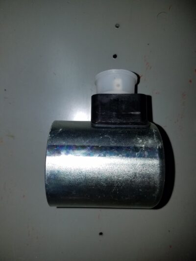 XP52736400001 - SOLENOID - Image 2